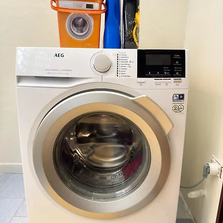 Private Ground Floor Apt New Bazaar Apartman Tirana